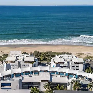 Rolling Surf 4* Caloundra