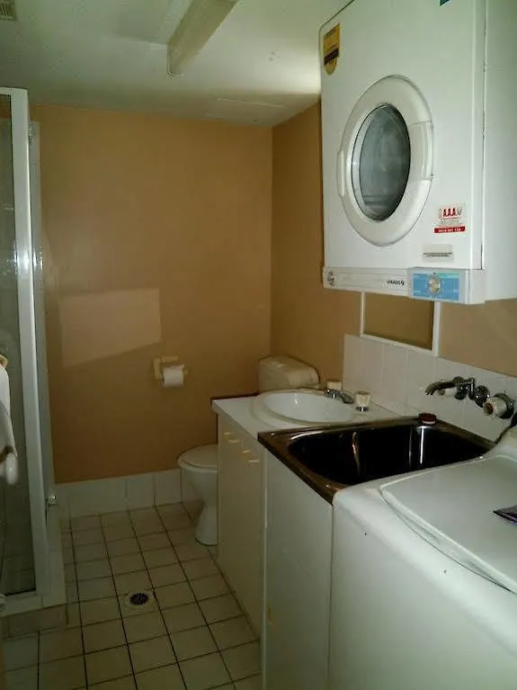 Budds Beach Apartments Серферс Парадайс Австралия